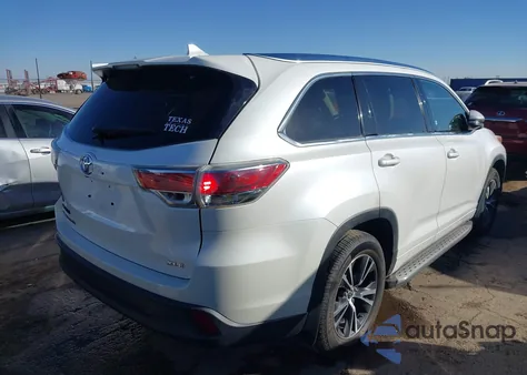 2016 Toyota Highlander Xle V6 z USA, uszkodzony, nr VIN 5TDKKRFH2GS141857